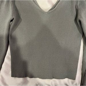 Cropped Long Sleeve Ribbed Top